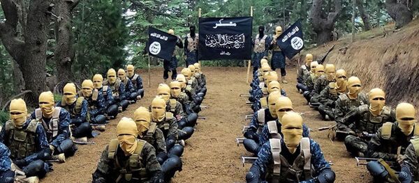 Miltantes del Daesh - Sputnik Mundo