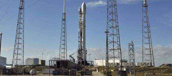 Falcon 9 - Sputnik Mundo