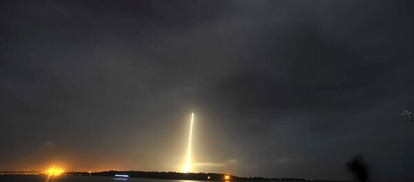 Lanzamiento del cohete Falcon 9 - Sputnik Mundo