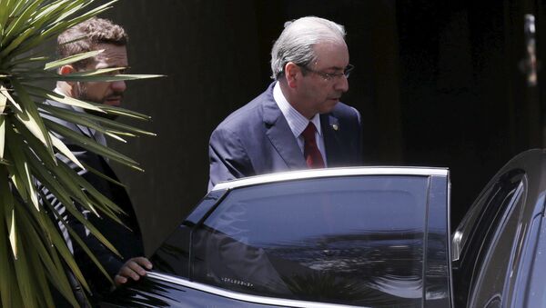 Brazil's Lower House Speaker Eduardo Cunha leaves his home in Brasilia, Brazil, December 15, 2015. - Sputnik Mundo