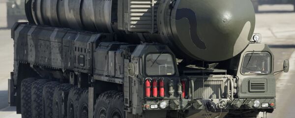 Misil balístico intercontinental Topol-M - Sputnik Mundo