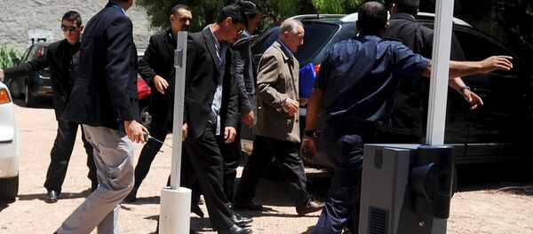 Eugenio Figueredo, exvicepresidente de la FIFA, después de extradición a Uruguay - Sputnik Mundo