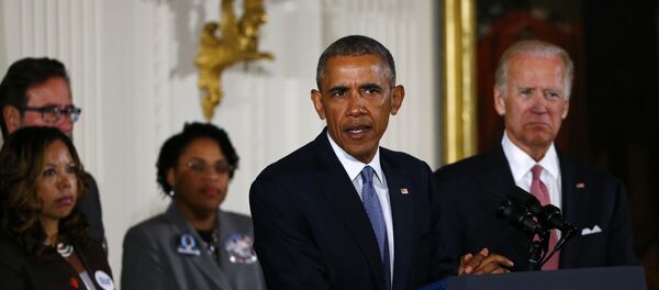 Presidente de EEUU, Barack Obama, durante el discurso sobre control de armas Presidente de EEUU, Barack Obama, durante el discurso sobre control de armas - Sputnik Mundo