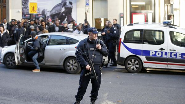 Lugar donde policía francesa mató a un hombre armado - Sputnik Mundo