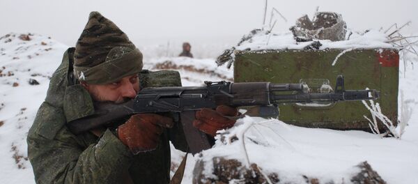 Miliciano de Donbás, el 7 de enero de 2016 - Sputnik Mundo