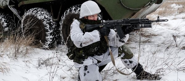 Тактическое занятие миротворческого соединения ЦВО в Самарской области - Sputnik Mundo