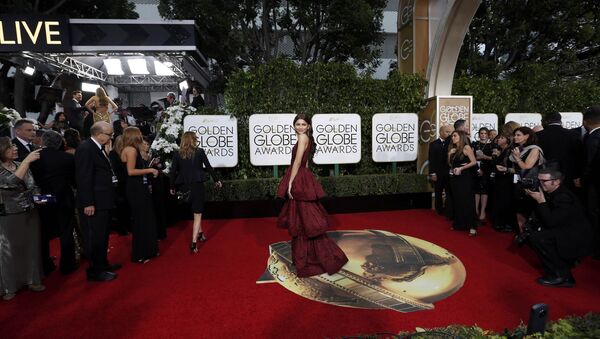 Zendaya arrives at the 73rd Golden Globe Awards in Beverly Hills, California January 10, 2016 - Sputnik Mundo