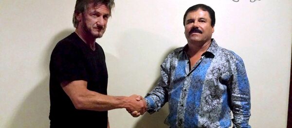 El 'Chapo' en la camisa Barabas - Sputnik Mundo