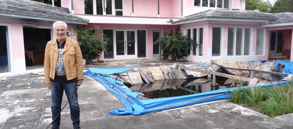 Christian de Berdouare, nuevo propietario de la mansión de Pablo Escobar en Miami Beach Christian de Berdouare, nuevo propietario de la mansión de Pablo Escobar en Miami Beach - Sputnik Mundo