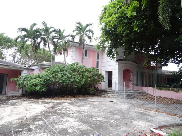 La casa rosada de Pablo Escobar en Miami Beach - Sputnik Mundo