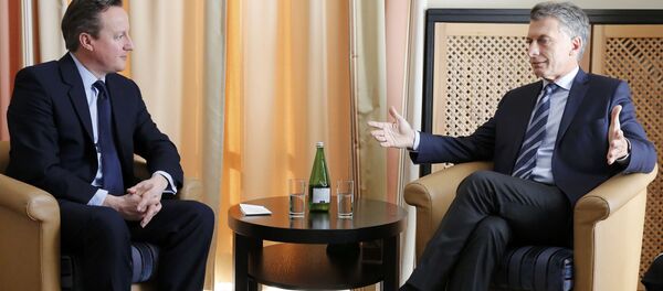 Primer ministro de Reino Unido, David Cameron y presidente de Argentina, Mauricio Macri - Sputnik Mundo