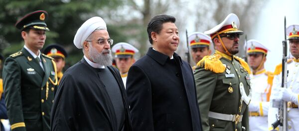 Líderes de China e Irán - Sputnik Mundo