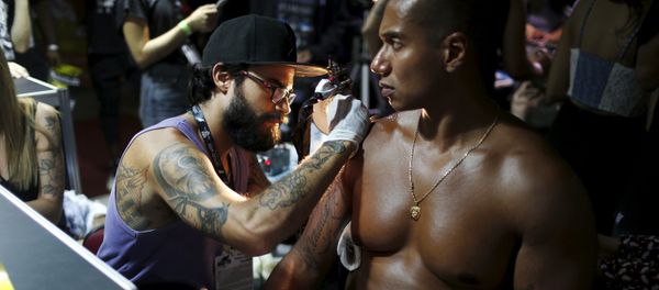 Evento de tatuaje Tatto Week Rio 2016 - Sputnik Mundo