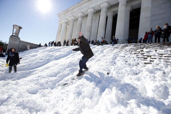 La nevada del siglo en la costa este de EEUU - Sputnik Mundo
