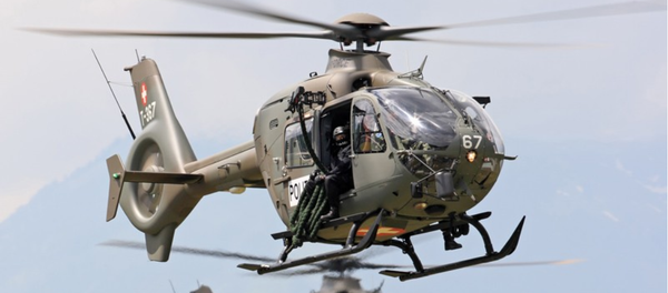 Helicópteros H135 de la empresa Airbus Helicopters - Sputnik Mundo