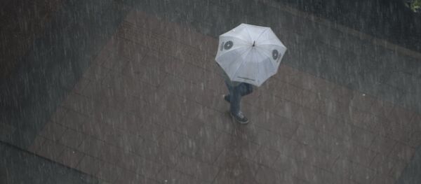 Lluvias en la capital de Ecuador, Quito - Sputnik Mundo