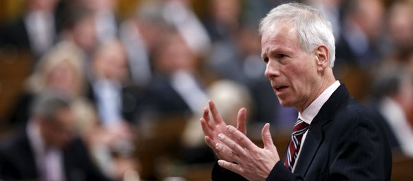 Stephane Dion, ministro de Exteriores de Canadá - Sputnik Mundo