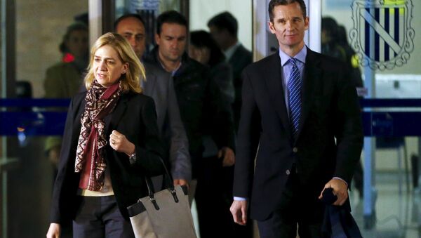 La infanta Cristina de Borbón con su esposo - Sputnik Mundo