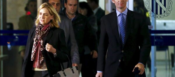 La infanta Cristina de Borbón con su esposo - Sputnik Mundo