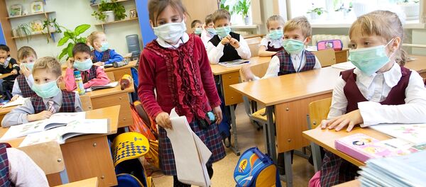 Prevención de gripe en una escuela de Yuzhno-Sakhalinsk - Sputnik Mundo