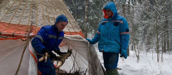 Simulacro de cosmonautas: sobrevivir en un bosque nevado Simulacro de cosmonautas: sobrevivir en un bosque nevado - Sputnik Mundo