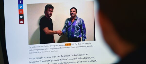 La entrevista de Sean Penn con el 'Chapo' Guzmán en el sitio web de la revista Rolling Stone - Sputnik Mundo