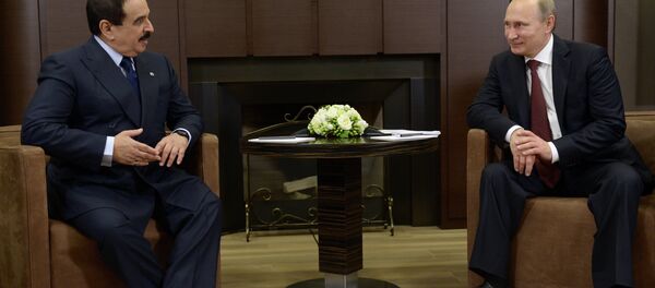 Vladimir Putin, presidente de Rusia, y Hamad bin Isa Khalifa, rey de Bahréin (archivo) - Sputnik Mundo