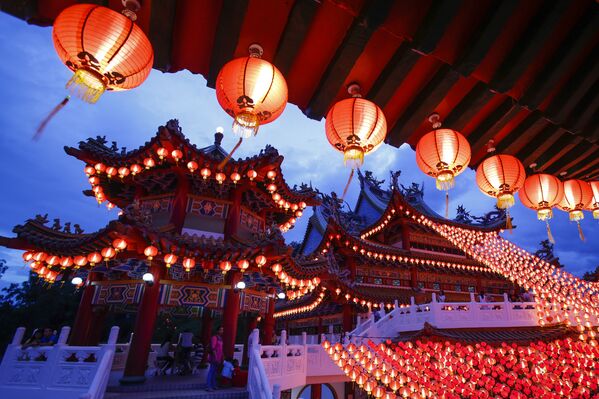 El Año Nuevo Chino: la Cabra de Madera da paso al Mono de Fuego - Sputnik Mundo