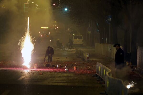 El Año Nuevo Chino: la Cabra de Madera da paso al Mono de Fuego - Sputnik Mundo
