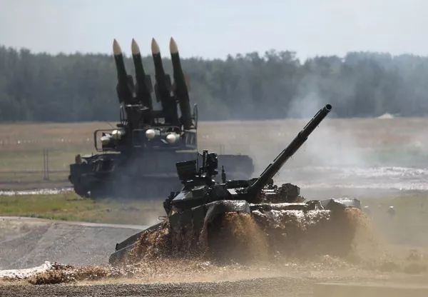 El T-90: el tanque más vendido en el mercado mundial El T-90: el tanque más vendido en el mercado mundial - Sputnik Mundo