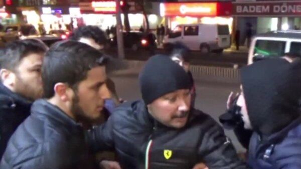 Manifestación de protesta kurda en Diyarbakir - Sputnik Mundo