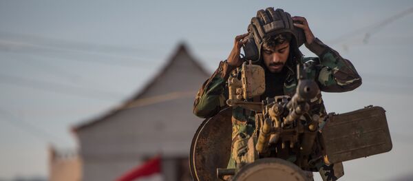 Soldado del ejército sirio - Sputnik Mundo