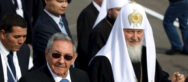 Raúl Castro, presidente de Cuba, y Patriarca ruso Kiril - Sputnik Mundo