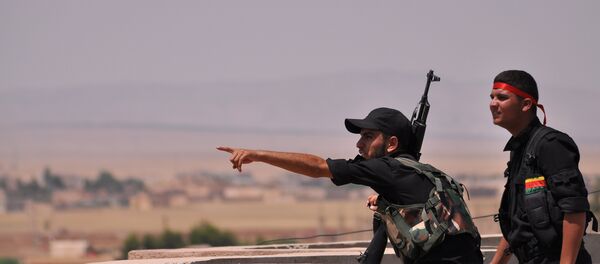 Kurdos sirios de YPG - Sputnik Mundo