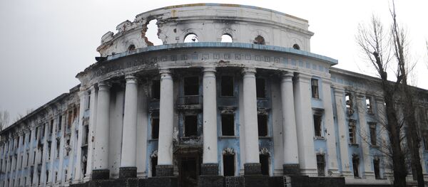 Edificio destruido en la región de Donetsk - Sputnik Mundo