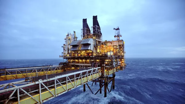 Plataforma petrolífera en el Mar del Norte - Sputnik Mundo