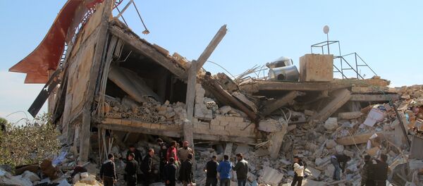 Restos del hospital de Médicos Sin Fronteras en la ciudad siria de Idlib - Sputnik Mundo