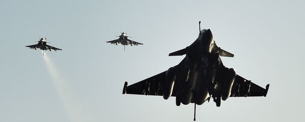 Cazas franceses Rafale, foto de archivo - Sputnik Mundo