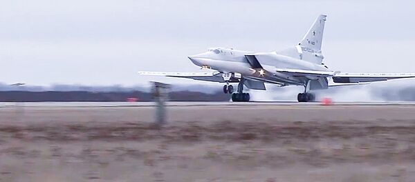 El avión ruso bombardea a los terroristas en Siria El avión ruso bombardea a los terroristas en Siria - Sputnik Mundo