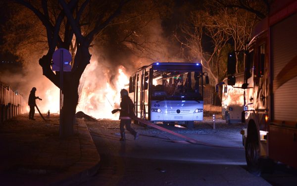 Explosión en Ankara, el 17 de febrero de 2016 - Sputnik Mundo