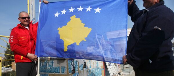 Bandera de Kosovo - Sputnik Mundo