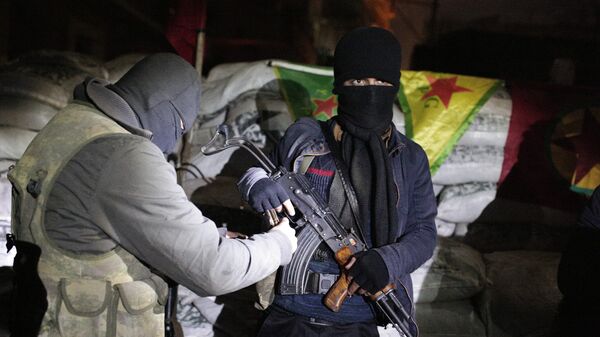 Milicianos kurdos - Sputnik Mundo