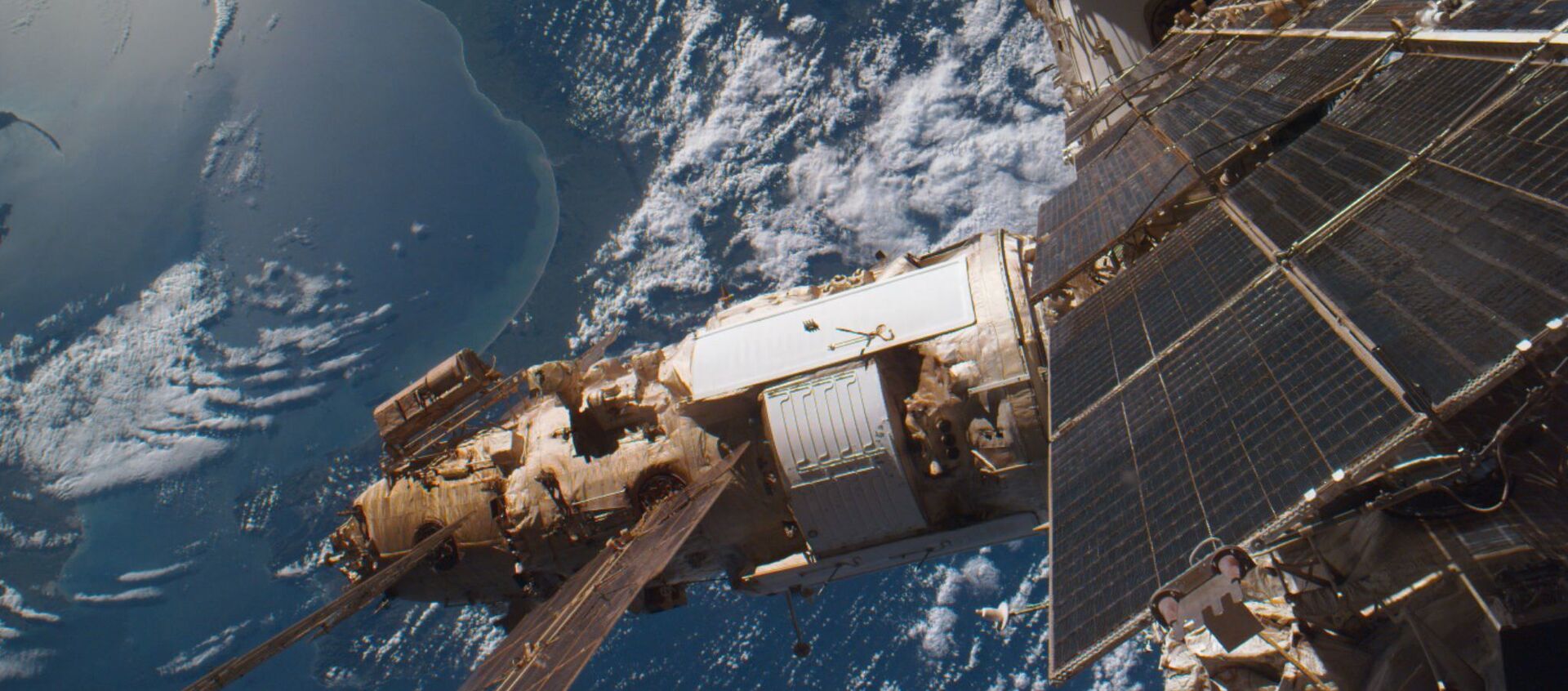 La primera estación espacial modular en el mundo: “Mir” - Sputnik Mundo, 1920, 20.02.2016