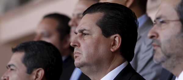 Presidente de Honduras, Juan Orlando Hernández y los miembros de la MACCIH en una rueda de prensa en Tegucigalpa - Sputnik Mundo