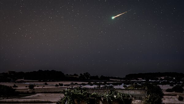 Un asteroide se cae a la Tierra - Sputnik Mundo