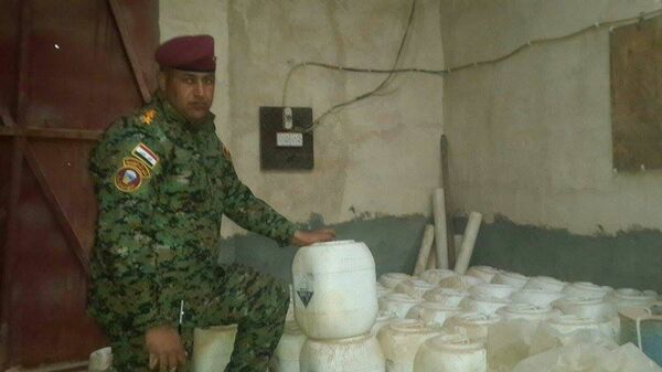 Almacén de armas químicas de Daesh en Ramadi, Irak - Sputnik Mundo