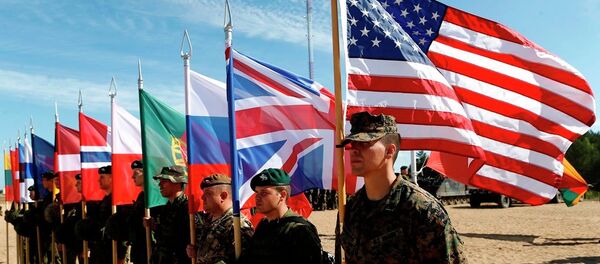 Soldados de la OTAN asisten a ceremonia de apertura 'Saber Strike 2015' - Sputnik Mundo