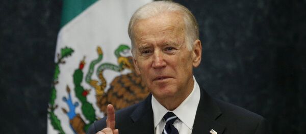 U.S. Vice President Joe Biden delivers a speech - Sputnik Mundo