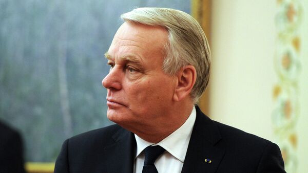 Jean-Marc Ayrault, ministro de Exteriores de Francia - Sputnik Mundo