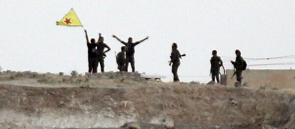 Los kurdos de las Unidades kurdas de Protección Popular (YPG) (archivo) - Sputnik Mundo